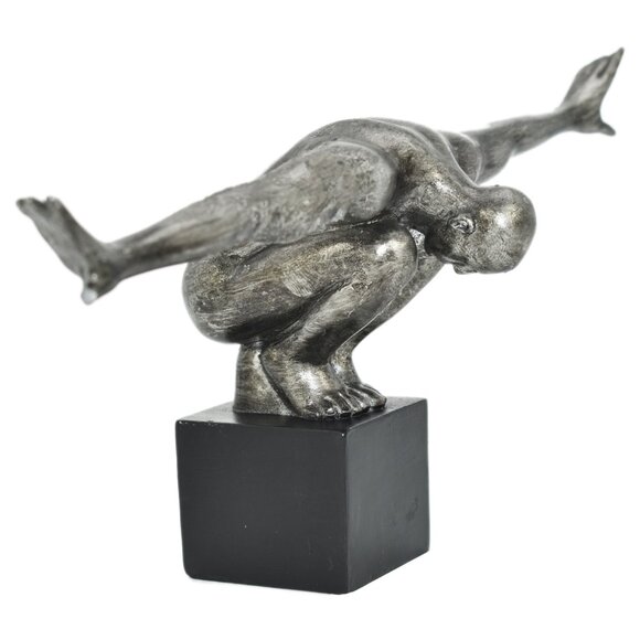 Adam & Friends Home Decor Take-A-Bow Man Sculpture | 1-Piece | Pewter - Picture 4 of 6